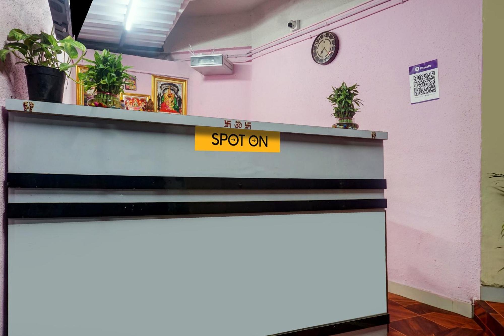 Spot On Samadhan Lodge Pune Ngoại thất bức ảnh